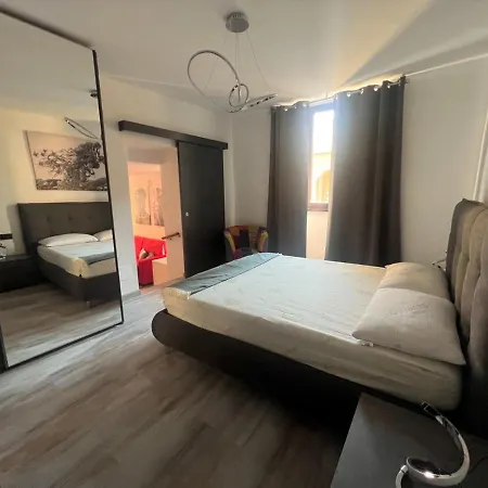 In Central Square With Lake View Apartment Lenno