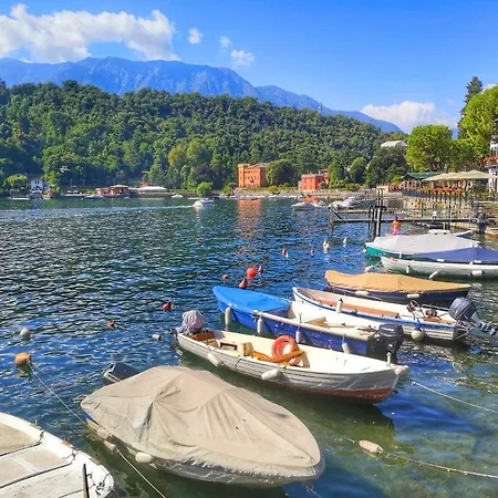 Apartment In Central Square With Lake View
